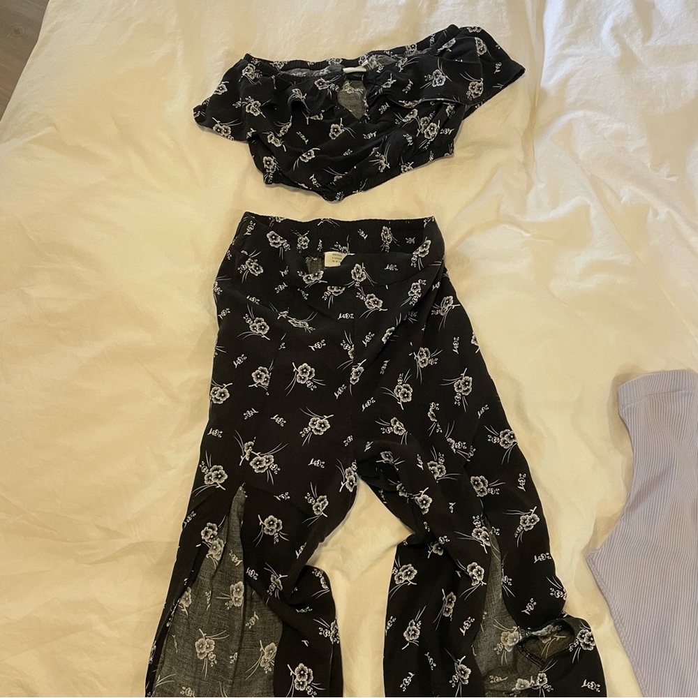PACSUN Two Piece Flowy Floral Set